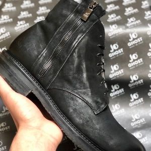 Sold Out Shearling-Lined Leather Boots
